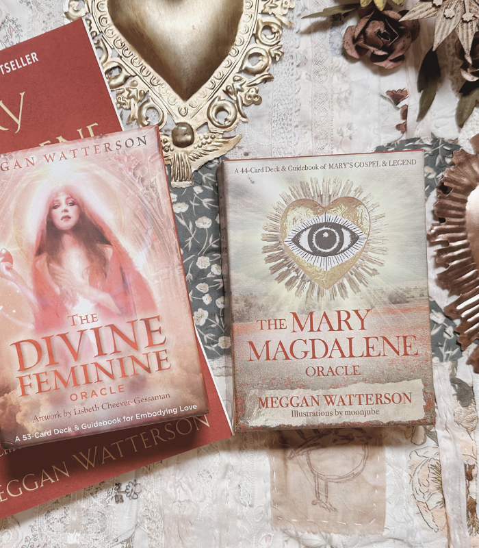 tarot and oracle reading